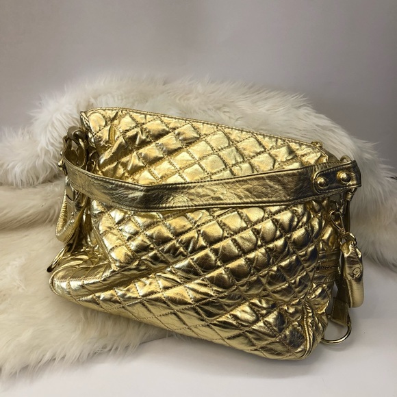 Amrita Singh Mira Gold Metallic handbag - Picture 1 of 5